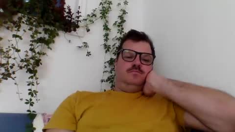 MT online show from February 3, 1:41 am