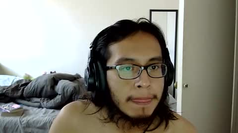 heaven569 online show from December 4, 8:49 pm