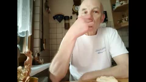 heaven_07 online show from January 10, 10:30 am