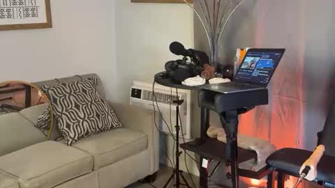 LockedThug online show from December 21, 2:30 am