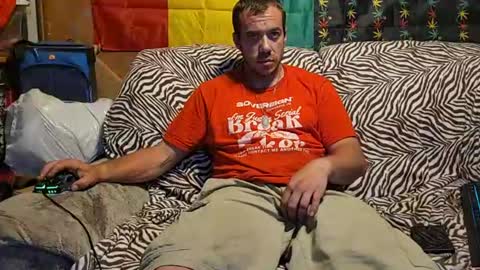 xxScubaStevexx online show from June 10, 12:18 pm