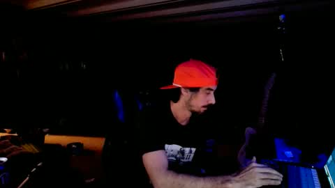 helldiver1990 online show from December 20, 10:11 am