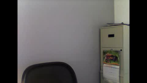 Snapshot of helopilot01 chatting on October 24, 8:43 pm helopilot01 online show from October 24, 8:43 pm