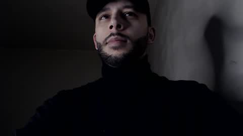 HenryAxe online show from January 17, 9:45 am