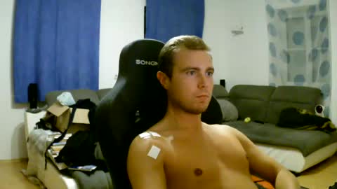 John Pearl online show from July 28, 8:52 pm