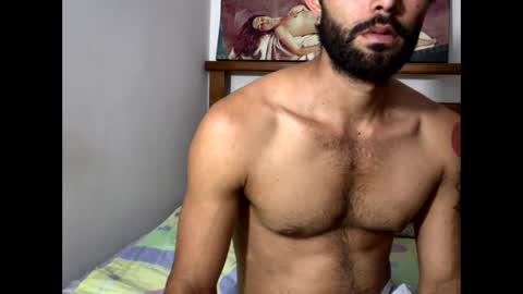 hideonbush online show from November 28, 4:09 pm