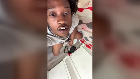 hitthespot24 online show from April 9, 10:05 pm