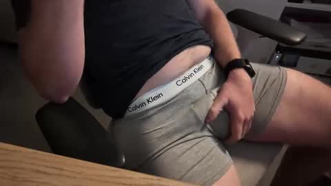 Home1Hugo online show from April 18, 7:07 pm