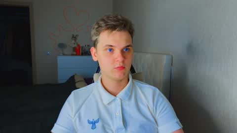 honeyl1ght online show from December 14, 3:52 pm