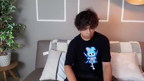 honeymoon_sariel online show from June 28, 2:01 pm