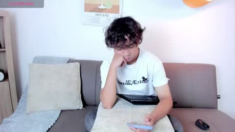 honeymoon_sariel online show from June 19, 2:00 pm