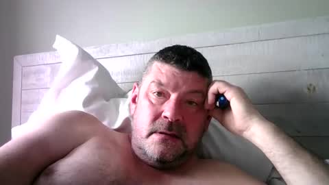Snapshot of hornee12345 chatting on October 10, 1:27 pm hornee12345 online show from October 10, 1:27 pm