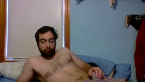 Snapshot of hornemike127 chatting on January 1, 3:35 pm hornemike127 online show from January 1, 3:35 pm