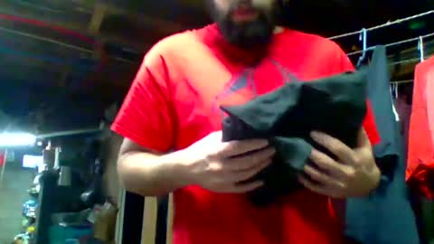 Snapshot of hornemike127 chatting on March 1, 4:22 pm hornemike127 online show from March 1, 4:22 pm