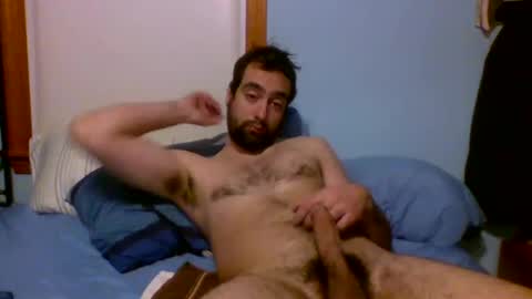 Snapshot of hornemike127 chatting on December 29, 12:41 am hornemike127 online show from December 29, 12:41 am