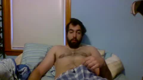 Snapshot of hornemike127 chatting on January 28, 12:43 pm hornemike127 online show from January 28, 12:43 pm