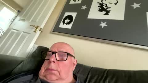 Cum suck Me off online show from June 6, 3:29 pm