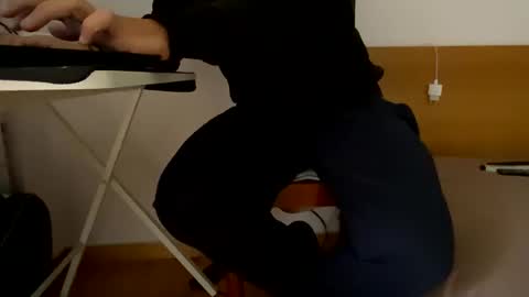 horny_alpha_male_toy online show from November 4, 9:10 am