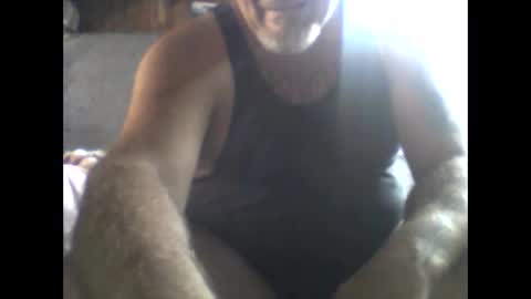 hornyhungwhiteboy4u269 online show from May 14, 7:12 pm