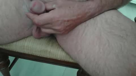 hornyjohn694 online show from May 17, 7:21 pm