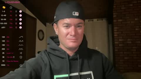 Hornytightboy89 online show from June 28, 2:50 am