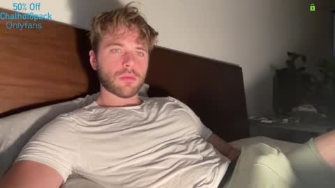 Edward aka Wolf online show from November 25, 9:28 pm