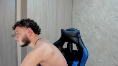 hot bad boy69 online show from March 26, 10:36 pm