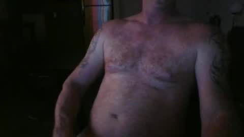 hotginger1983 online show from April 12, 3:31 am