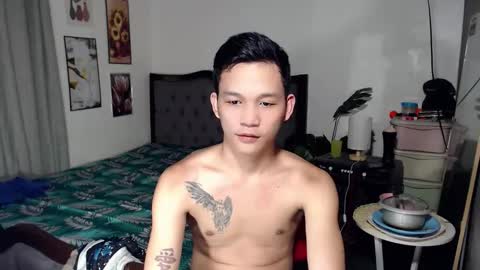 hotguy0503 online show from October 31, 3:59 pm