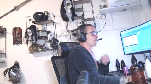 hotkinkytat online show from April 4, 1:24 am