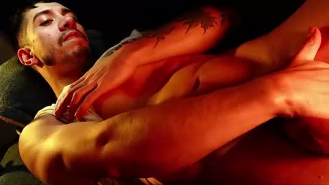 Hotlatinking online show from July 18, 9:31 pm