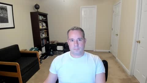hotmale4u692000 online show from January 27, 2:53 am