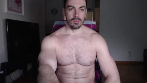 Snapshot of hotmanhotman93 chatting on January 26, 1:15 pm Rick online show from January 26, 1:15 pm