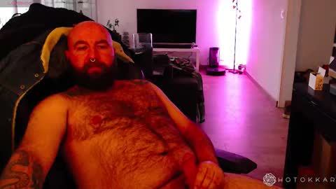 Hotokkar online show from December 14, 11:06 am