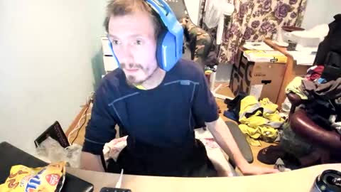 hot online show from November 23, 4:18 pm