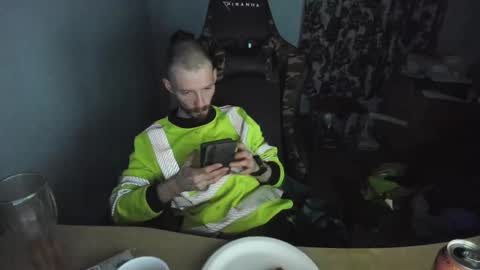 hot online show from March 12, 6:22 pm