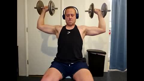 hotsummers95 online show from January 8, 4:07 am