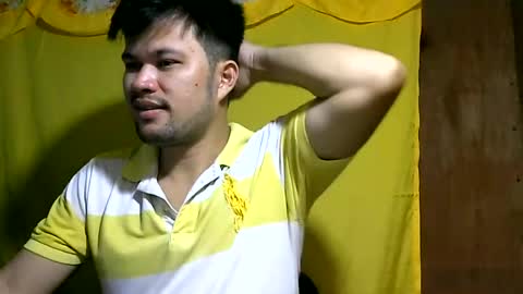 HottestPinoy32 online show from June 12, 11:30 am