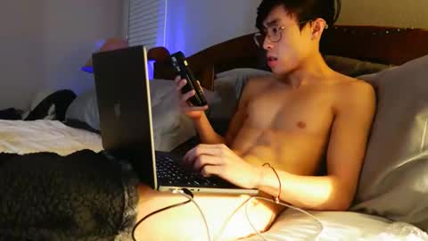 hottiewithabody101 online show from February 26, 8:21 pm