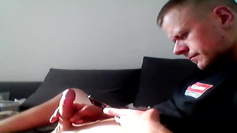 hubikush22 online show from March 26, 3:05 pm