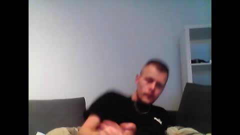 hubikush22 online show from December 9, 4:51 pm