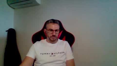 huge__cumshot online show from November 12, 12:44 pm