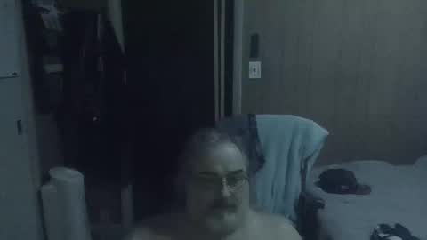 lonely huggy bear online show from April 16, 10:04 am