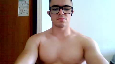 hughjaegg online show from June 5, 12:33 pm