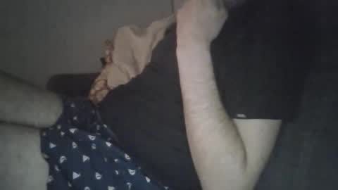 huguit026 online show from February 14, 1:44 am