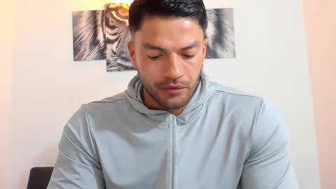 Eli online show from January 11, 11:52 pm