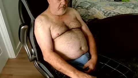 hung and thick online show from July 26, 5:43 pm