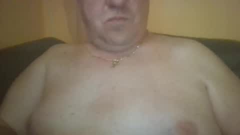 vastagfasz magyar apuci online show from June 1, 7:58 pm
