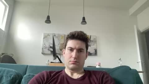 hunglikehaz online show from March 1, 10:15 am