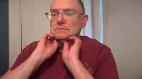AARON online show from May 31, 1:43 pm